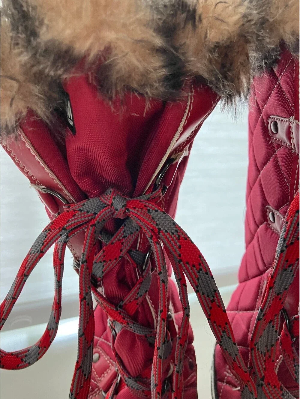 Storm by Cougar Winter Boots Womens 9 Red Duck Boot Faux Fur Waterproof